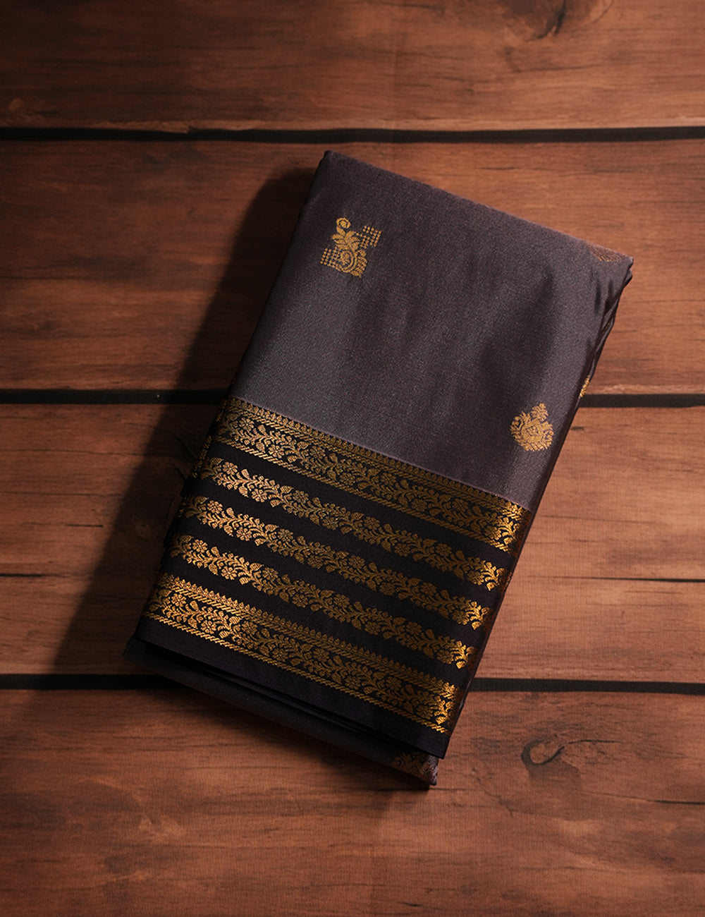 Muted Purple Soft Semi Silk Kanjivaram Saree with Dark Navy Zari Border