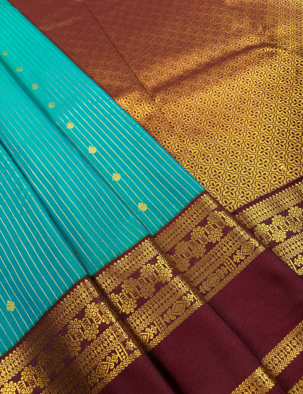 Rama green Soft Semi Silk Kanjivaram Saree with Maroon Korvai Border