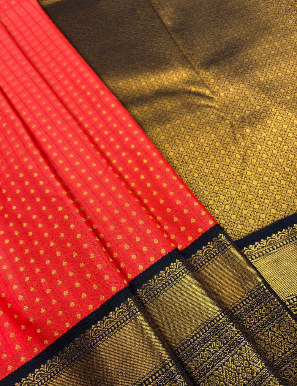 Kanakambaram Soft Semi Silk Kanjivaram Saree with Dark Navy Korvai Border