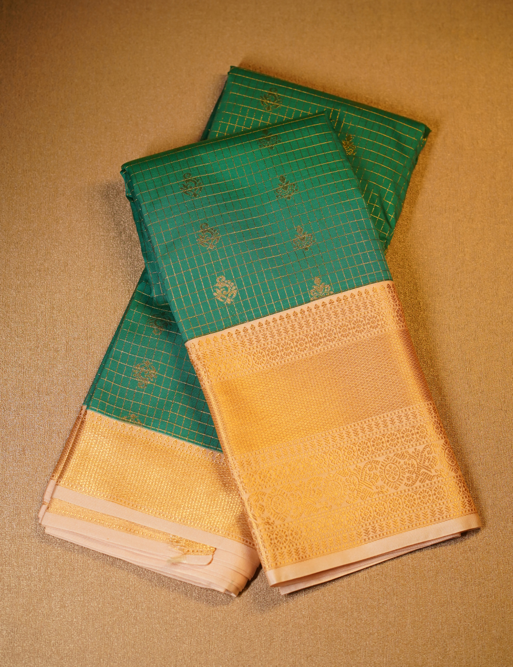 Emerald Green Checked Soft Semi Silk Kanjivaram Saree Cream Korvai Zari Border