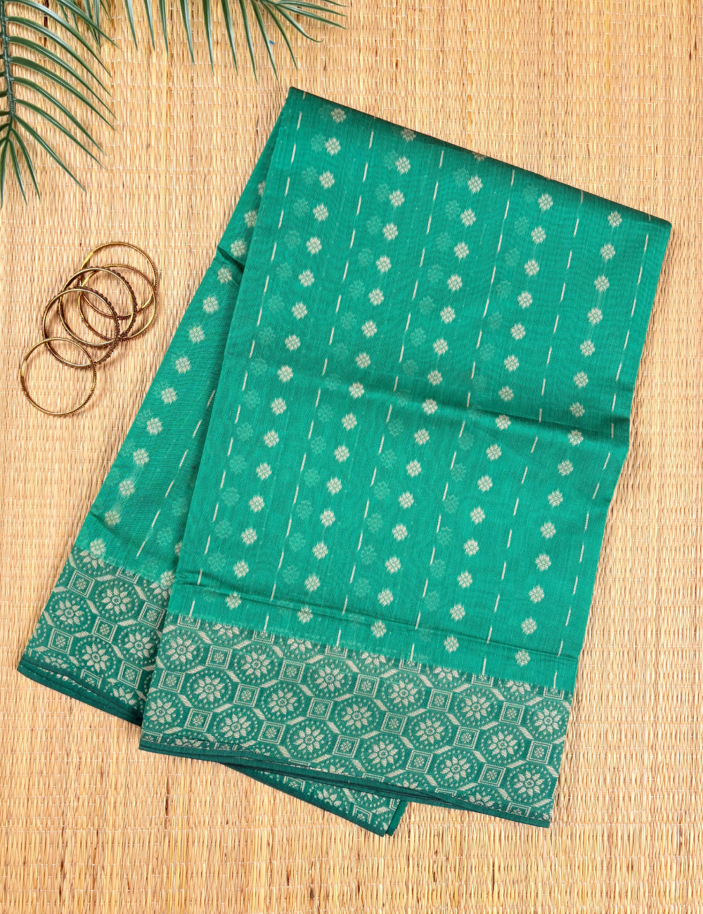Emerald Bloom Aranya Cotton Saree with Elegant Geometric Thread Border