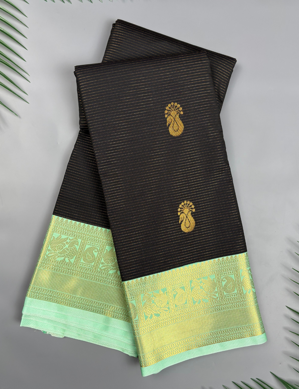 Black Vaira Oosi Soft Semi Silk Kanjivaram Saree With Teal Blue Korvai Zari Border