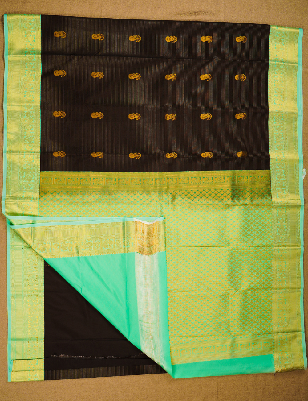 Black Vaira Oosi Soft Semi Silk Kanjivaram Saree With Teal Blue Korvai Zari Border
