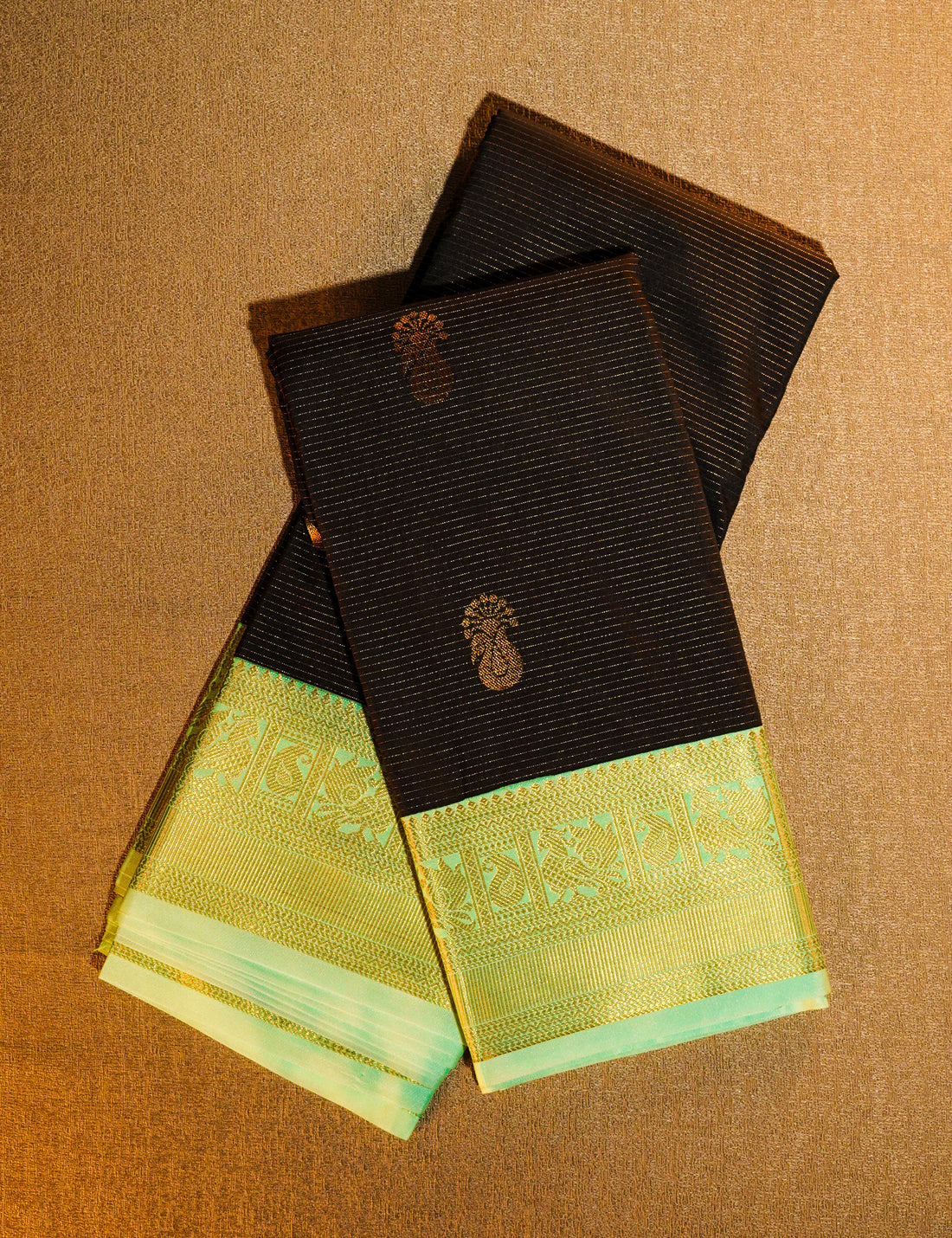 Black Vaira Oosi Soft Semi Silk Kanjivaram Saree With Teal Blue Korvai Zari Border